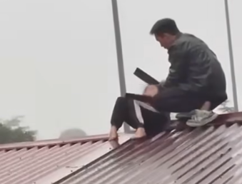 PHẪN NỘ TỘT CÙNG Clip Tên trộm bắt bé gái 9 tuổi làm con tin ở Bắc Ninh