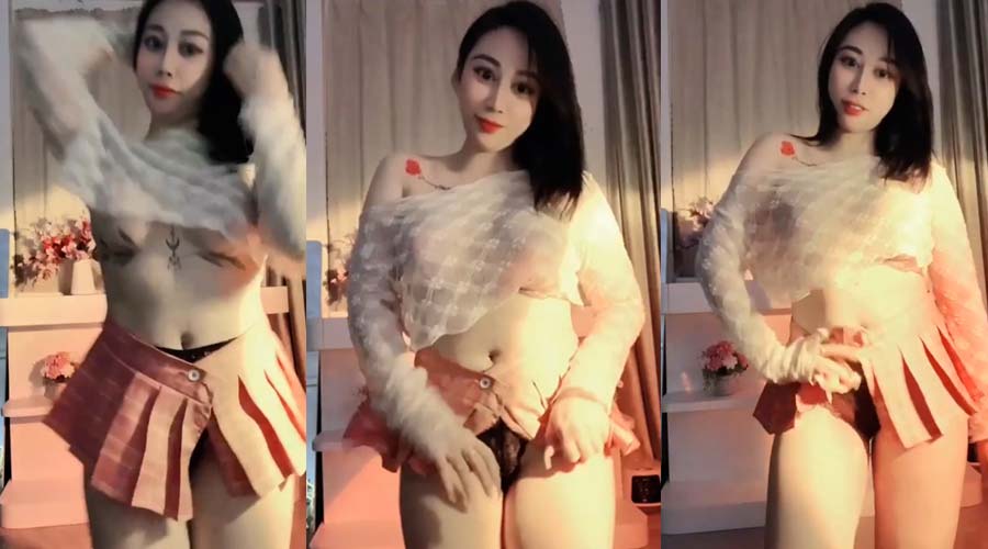 Clip Idol Ni Bigo Live sexy dance lộ chùm lông bím đen xì gợi tình