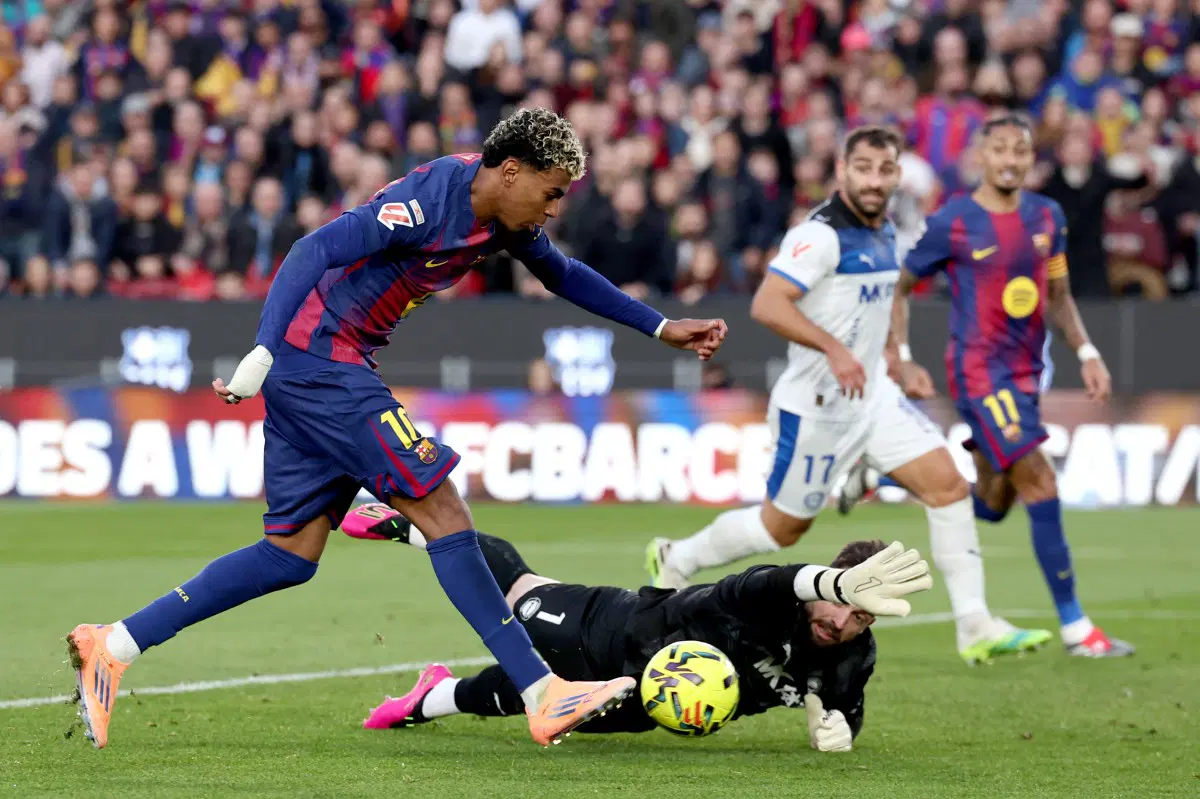 Barcelona 3-1 Alaves Full Extended Highlights & Goals | La Liga Full Highlights 2025.11.29 | Yamal scores