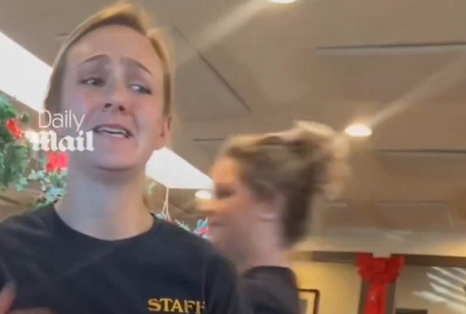 VIDEO They Left $1,000 for a Pregnant Waitress - Her Reaction Will Make You Cry