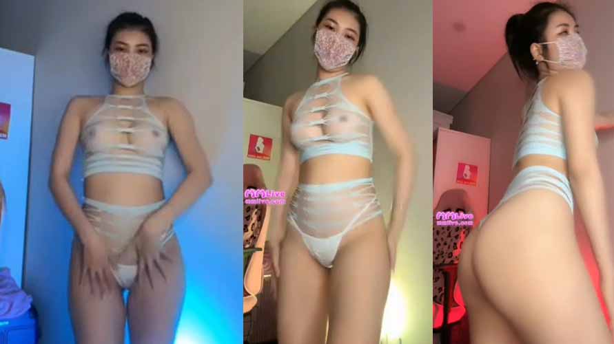 Clip sexy Mẫn Nhi gái xinh nhảy lộ vếu to núm ti nhỏ xinh