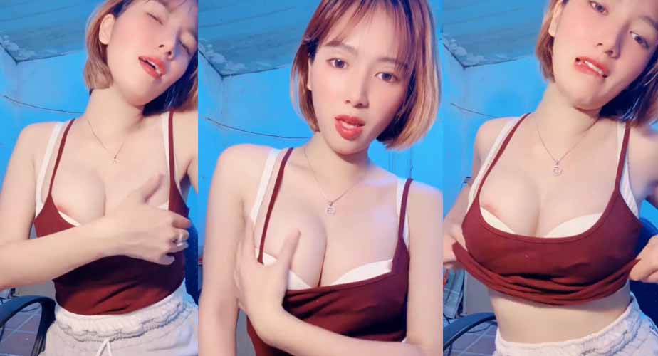 Vietnamese Girl Ngoc Thao 2K Show Sexy With Bikini