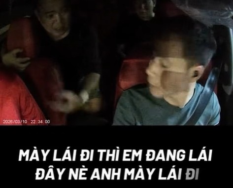 Full clip lùm xùm giữa Minh Khang và Tài xế taxi công nghệ