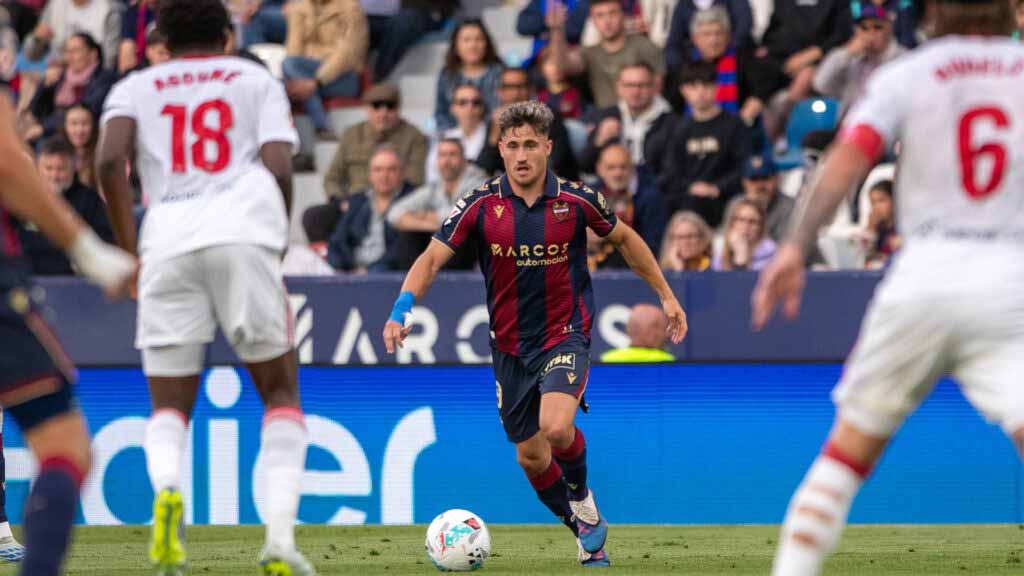Levante 2-0 Sevilla Full Highlights | La Liga Highlights | 2026.04.23