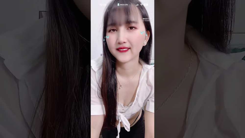 Clip Baby girl Bigo Live Dance cực dễ thương và quyến rũ