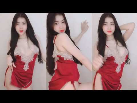 Clip hot girl gái xinh Xuka TYHD trình diễn Vũ Điệu Đường Cong hở ngực nóng bỏng rát mắt