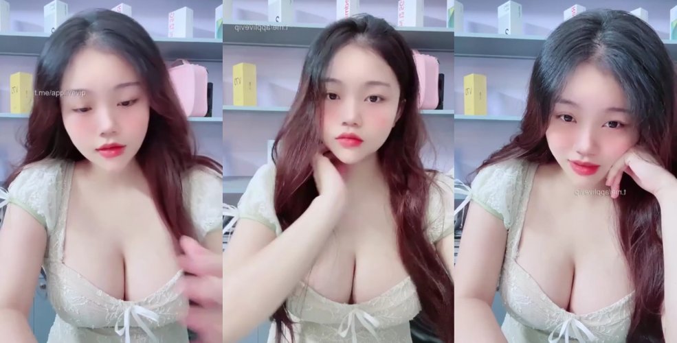 Clip gái xinh BIGO LIVE khoe vú bự dễ thương trên live stream