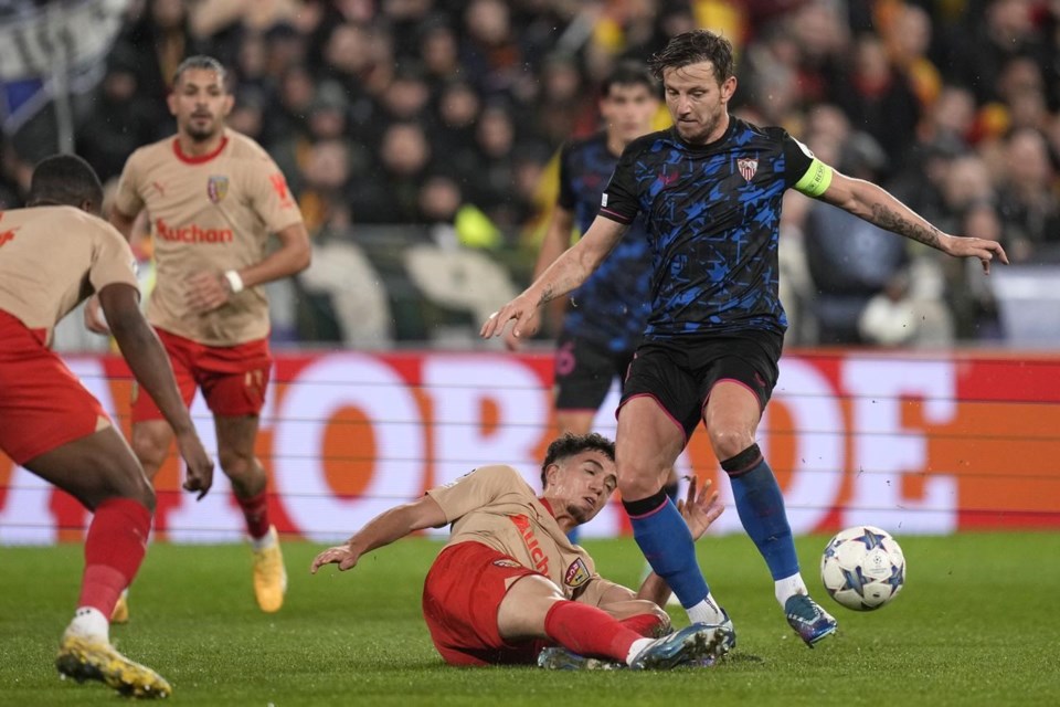 Lens 2-1 Sevilla (Champions League) 2023.12.12 Nhà Vô Địch C2 Bị Loại