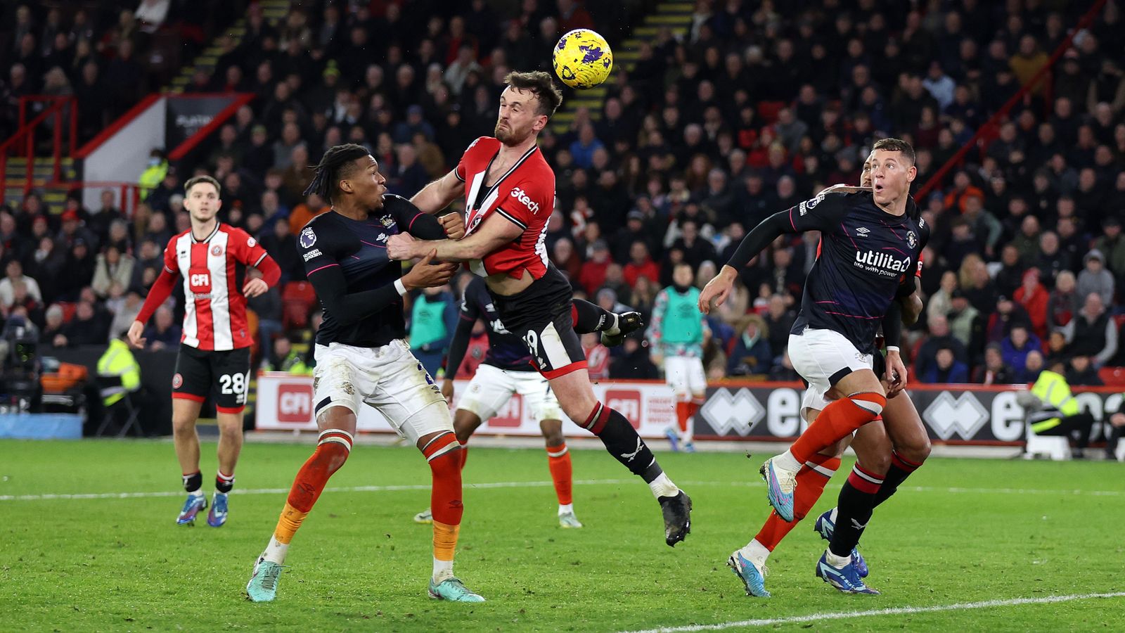 Sheffield Utd 2-3 Luton (Premier League) 2023.12.26 Robinson and Anis Slimane Phản Lưới