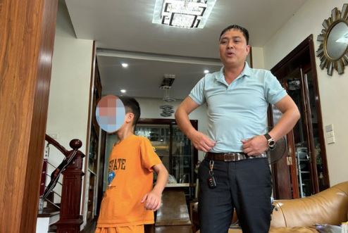 Clip người bố kể lại hành trình mang 15 tỷ đồng đi chuộc con trai bị bắt cóc