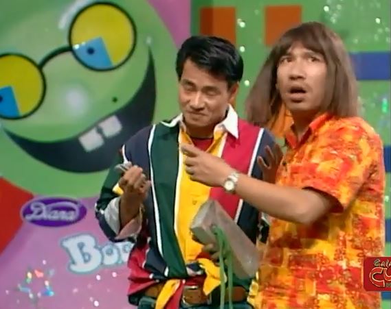 Video Clip Gala Cười 2004: Tiểu phẩm hài Tán Gái - Xuân Bắc, Quang Thắng, Vân Dung