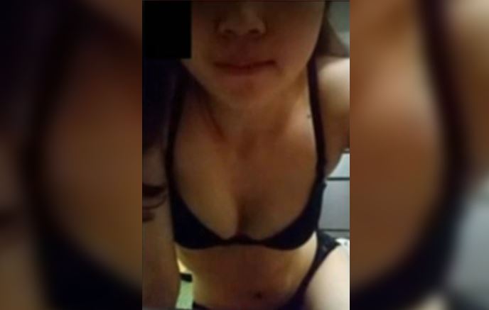 Clip Undressed Girl Shows Erotic Breasts To Her Boyfriend